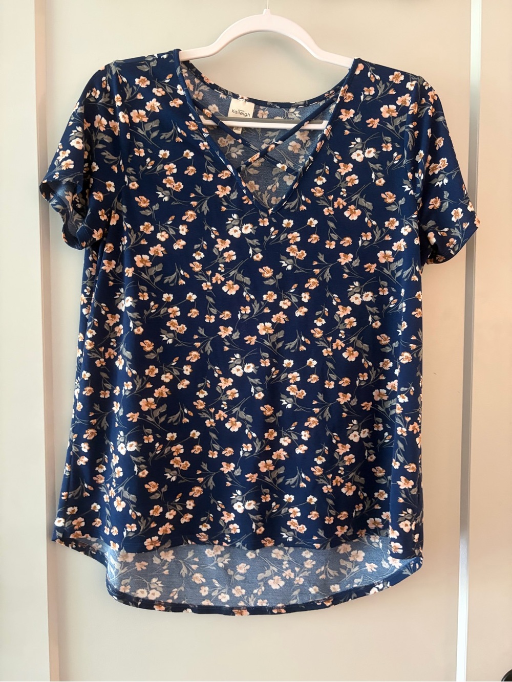 Kaileigh Navy Floral V-Neck Short Sleeve Top